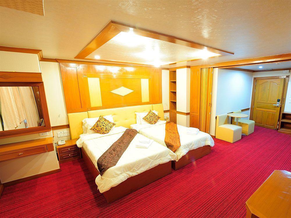 Oyo 796 Paradise Sukhumvit Hotel Bangkok Eksteriør bilde
